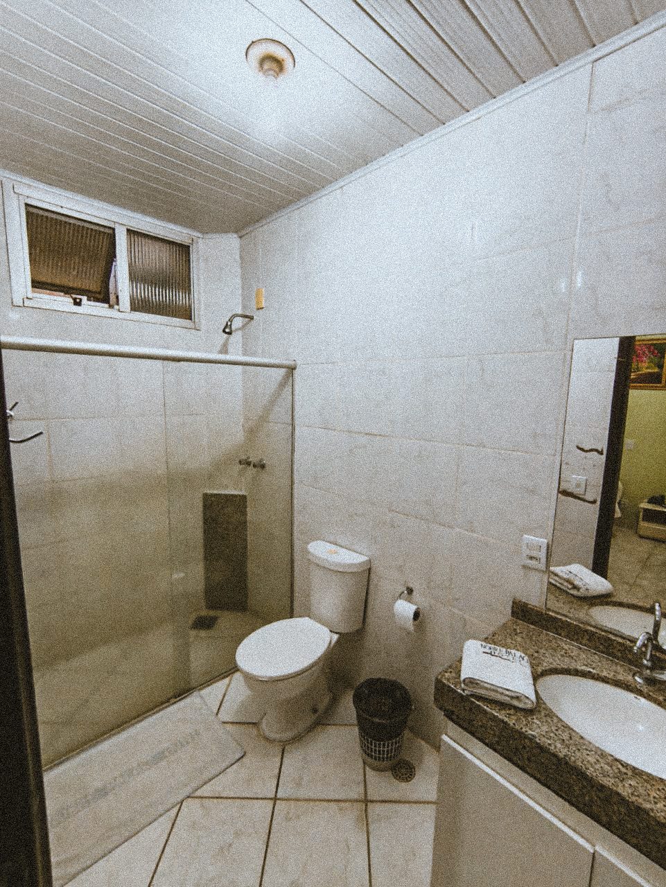 Banheiro do quarto